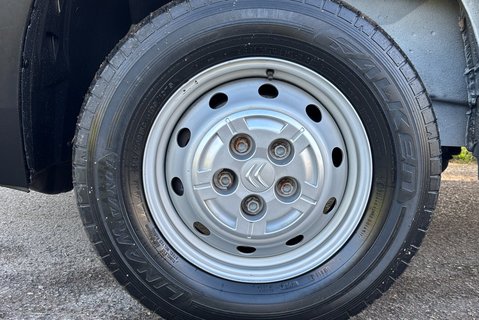 Citroen Relay 35 L3 140 ps BlueHdi Lo Loader Luton - Air Con 28