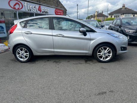Ford Fiesta ZETEC 5