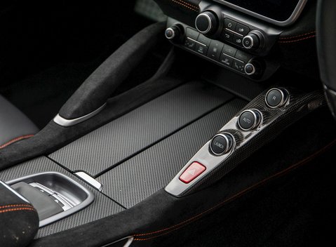 Ferrari GTC4 Lusso 19