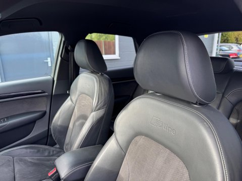 Audi Q3 1.4 TFSI CoD Black Edition SUV 5dr Petrol Manual Euro 6 (s/s) (150 ps) 45