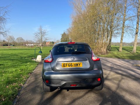 Nissan Juke 1.6 N-Connecta XTRON Euro 6 5dr 17