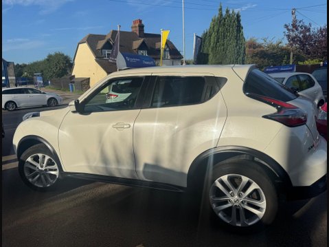 Nissan Juke 1.5 dCi 8v Acenta Premium Euro 5 (s/s) 5dr 4