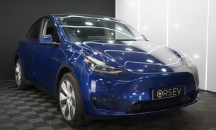 Tesla Model Y LONG RANGE AWD Comfort Suspension GROK AI Panoramic Roof One Owner VATQ 8