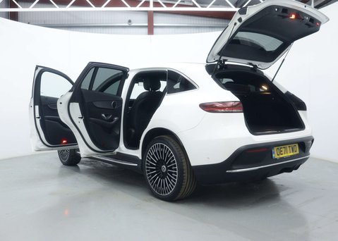 Mercedes-Benz EQC EQC 400 80kWh AMG Line (Premium) SUV 5dr Electric Auto 4MATIC (408 ps) 65