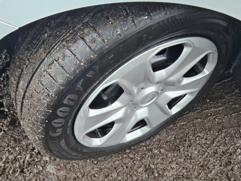 Ford Transit Courier TREND TDCI 15