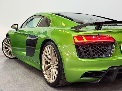 Audi R8 5.2 FSI V10 Plus S Tronic quattro Euro 6 (s/s) 2dr 22