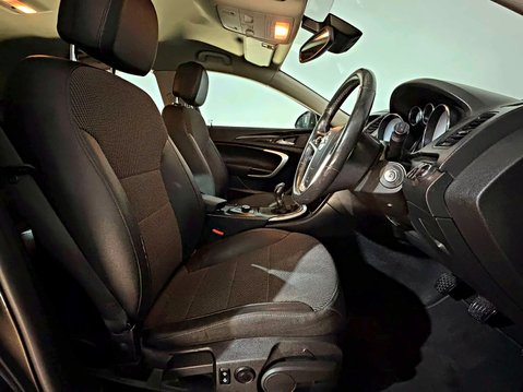 Vauxhall Insignia SE NAV CDTI 22