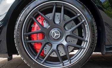 Mercedes-Benz A Class S 4Matic+ Plus 10