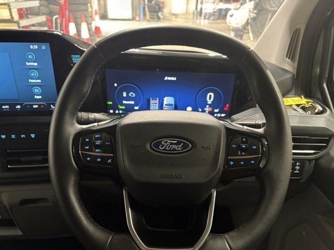 Ford Transit Custom 340 LIMITED ECOBOOST KOMBI 17