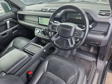 Land Rover Defender 2.0 Defender X-Dynamic HSE Auto 4WD 5dr 65