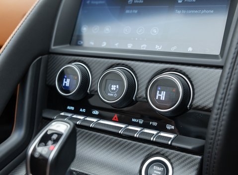 Jaguar F-Type SVR Convertible 31