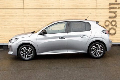 Peugeot 208 PURETECH ALLURE PREMIUM PLUS S/S 13