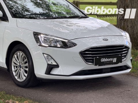 Ford Focus 1.0 Focus Titanium 5dr 6