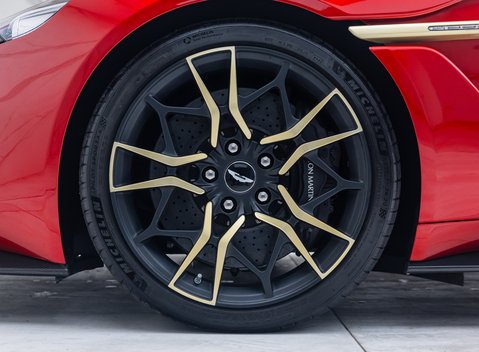 Aston Martin Vanquish Zagato Shooting Brake 10