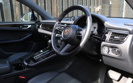 Porsche Macan S PDK - Pan Roof, BOSE, Adaptive Cruise Control 11