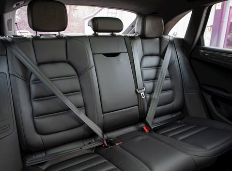 Porsche Macan Turbo 14