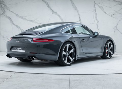 Porsche 911 50th Anniversary Edition 6