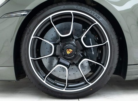 Porsche 911 Turbo S Cabriolet (992) 24