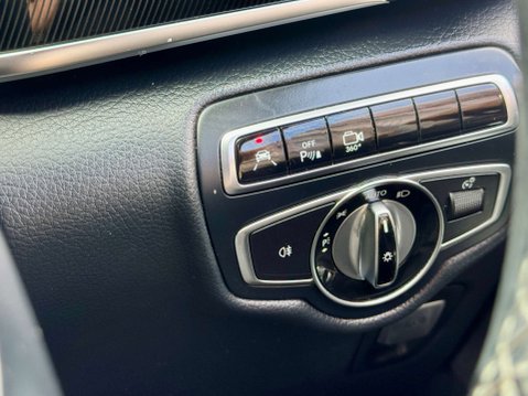 Mercedes-Benz V Class 2.2 V220d BlueTEC SE MPV 5dr Diesel G-Tronic+ Euro 6 (s/s) 7 Seat (163 ps) 47