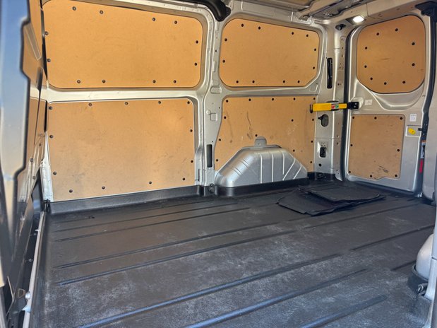 Ford Transit Custom SWB L1H1 Low Roof Sport 290 Air Con Alloys SELECT 13