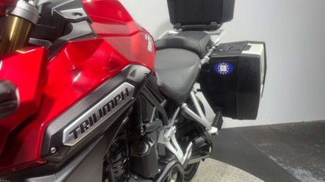 Triumph Explorer 1215 2015 25K STUNNING ADVENTURE BIKE FULL LUGGAGE DO ANYTHING BIKE 50