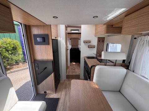 Pilote P740FGJ Evidence 2025 MODEL 14