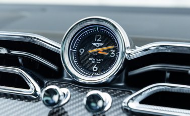 Bentley Bentayga V8 S 22