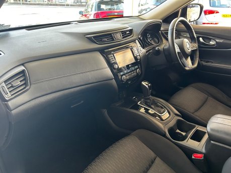 Nissan X-Trail DCI N-CONNECTA XTRONIC 17