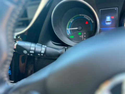 Toyota Auris VVT-I ICON TECH TOURING SPORTS 40
