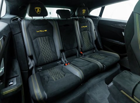 Lamborghini Urus Performante 15