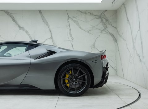 Ferrari SF90 Stradale ASSETTO FIORANO 48