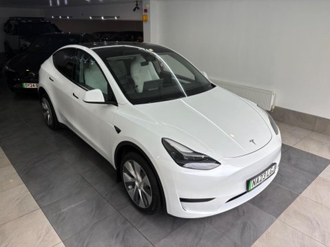 Tesla Model Y Auto RWD 5dr 4