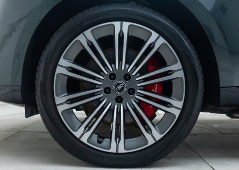 Land Rover Range Rover P530 SV