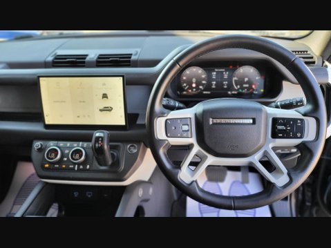 Land Rover Defender HSE MHEV 20