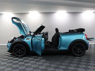 Mini Convertible COOPER 6