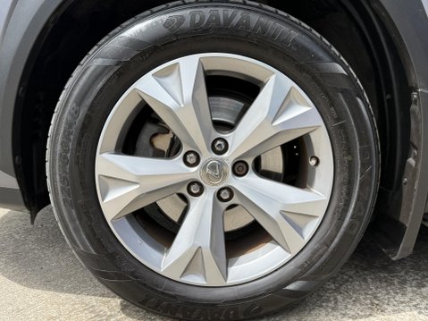 Lexus NX 2.5 300h Premier SUV 5dr Petrol Hybrid E-CVT 4WD Euro 6 (s/s) (197 ps) 18