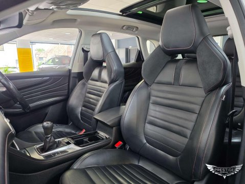 MG HS 1.5 T-GDI Exclusive Euro 6 (s/s) 5dr 29