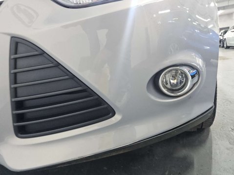 Ford Focus 1.6 Focus Zetec 105 5dr 93