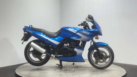 Kawasaki GPZ 2000 ONLY 20K CLEAN PROJECT BIKE SPARES OR REPAIR 500CC 1