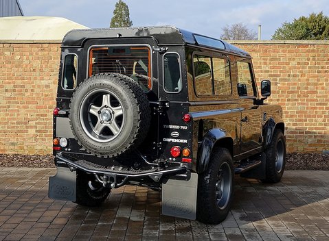 Land Rover Defender T40 23
