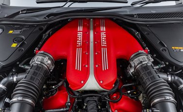 Ferrari 812 Competizione 50