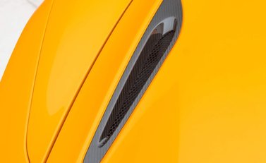 McLaren 720S Spider Peformance 36