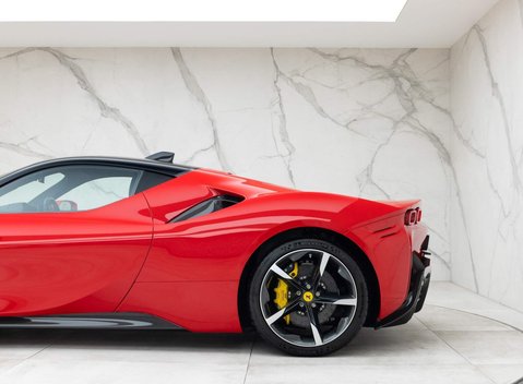 Ferrari SF90 Stradale 33