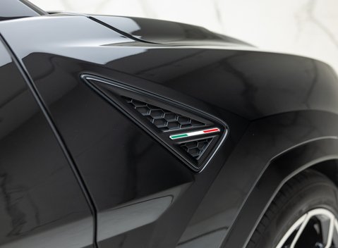 Lamborghini Urus S 46
