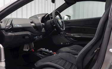 Ferrari 488 Spider 16