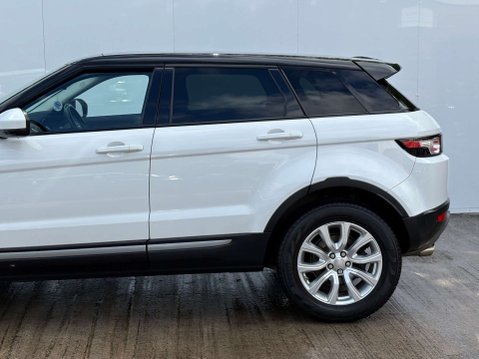 Land Rover Range Rover Evoque 2.2 Range Rover Evoque Pure SD4 4WD 5dr 55