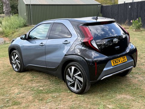 Toyota Aygo X 1.0 Aygo X Exclusive VVT-i Auto 5dr 21