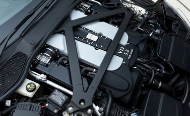 Aston Martin DBS Superleggera 27