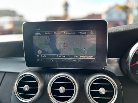 Mercedes-Benz C Class C 220 D AMG LINE PREMIUM PLUS COUPE 30