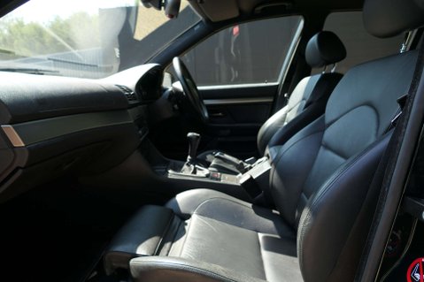 BMW M5 4.9 M5 4dr 41